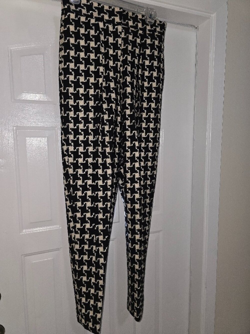 Women's Pants Black & White Houndstooth R.T.W. Lined Wool Rayon size 12 1990s